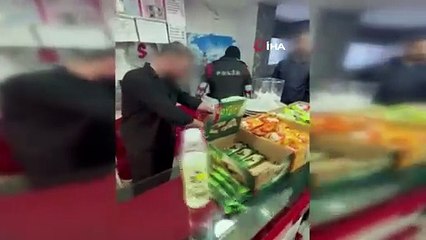 Çiğ köfteciye baskın! Şifre: 'Papatya yaprağı var mı?'