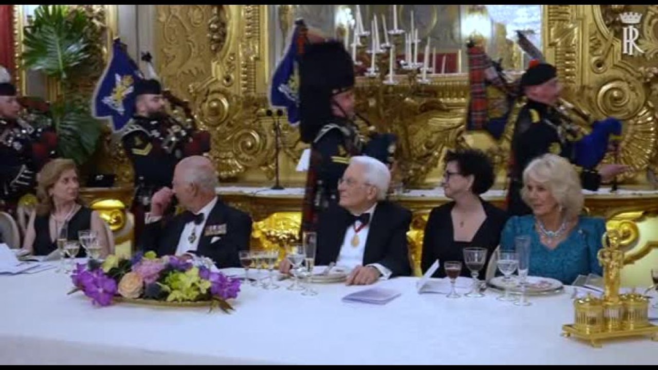 Al Quirinale l'esibizione dei Royal Pipers per Carlo e Camilla