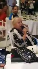 Muazzez Abacı - Dönülmez Akşamın Ufkundayız