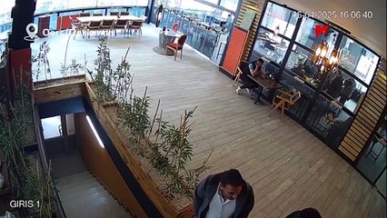 Uzman çavuşun “yan baktın” cinayeti kamerada