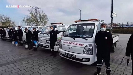 Fatih Belediyesi'nden tarihi çarşıda ilaçlama çalışması