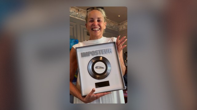 « Oh mon Dieu ! » : Sharon Stone disque de platine pour son duo avec Julien Doré