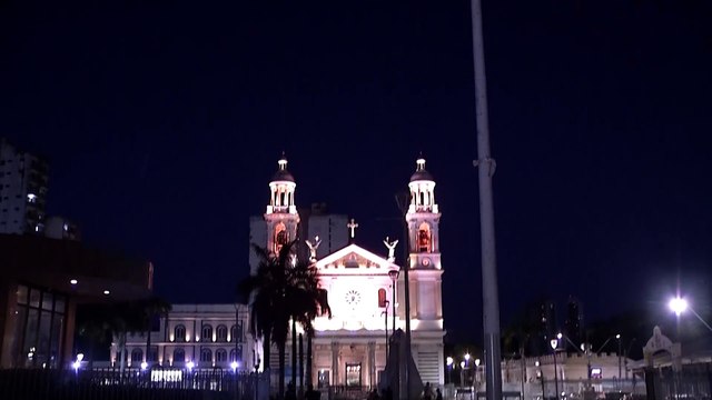 Praça Santuário de Nazaré fica à escuras após furto de cabos