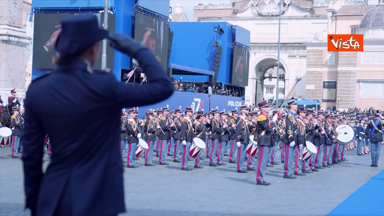 Meloni arriva a cerimonia 173esimo Anniversario fondazione Polizia di Stato a Piazza del Popolo
