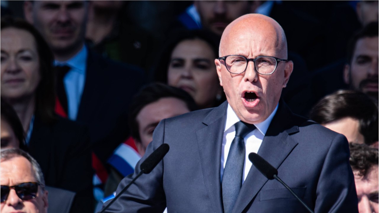 GALA VIDEO - "Dédicace à Patrick Cohen…" : Éric Ciotti rancunier, son message tranchant au journaliste de C à vous