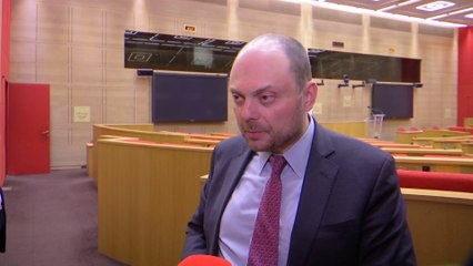 L'opposant russe Vladimir Kara-Mourza raconte sa détention dans une prison de Sibérie
