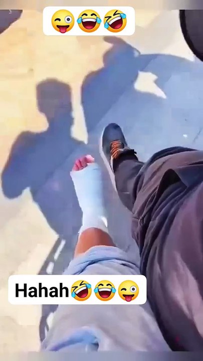 Very funny 😁 😂 vedos