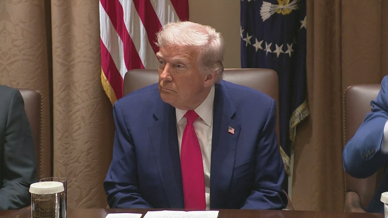 Trump’s Emotional Support for Elon Musk Shines in Cabinet Meeting