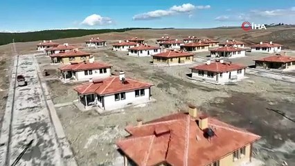 Depremzedeler köy konutlarına yerleşmeye başladı