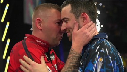 Le replay de Aspinall - Humphries - Fléchettes - Premier League à Manchester