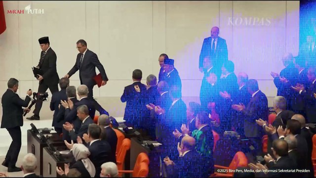 [FULL] Banjir Tepuk Tangan! Pidato Perdana Presiden Prabowo di Hadapan Parlemen Turkiye