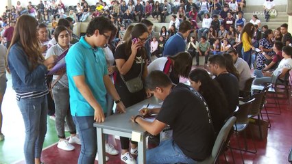 Continúa la entrega de apoyos del gobierno federal para estudiantes de secundaria y bachillerato