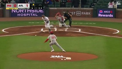 MLB: Jesús Luzardo completa un out importante