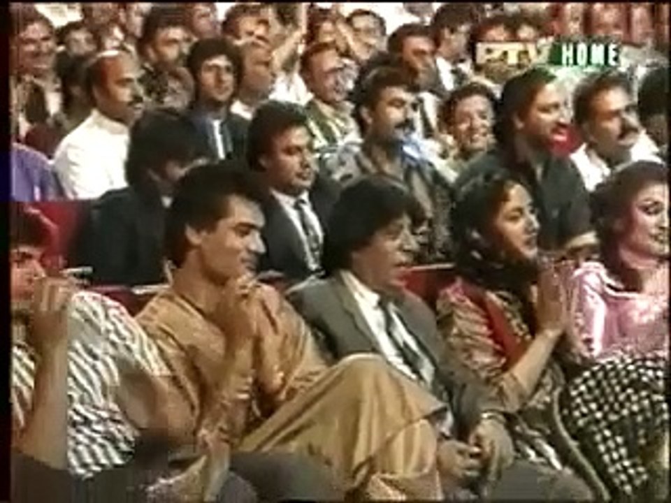 Anjuman_Tere_Bajre_di_Rakhi_0342_78_34_780(240p)