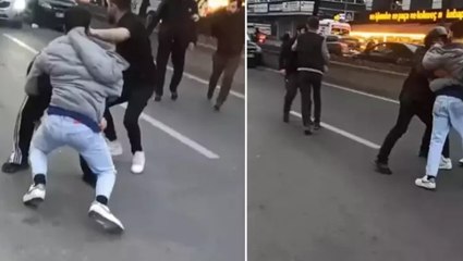 Bayrampaşa’da silahlı, yumruklu, tekmeli kavga kamerada