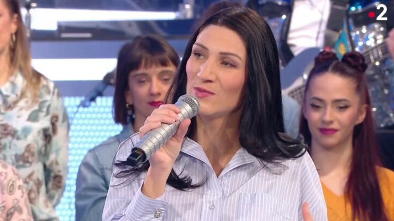 Natacha, la maestro de N'oubliez pas les paroles, révèle son grand regret dans l'émission : "On a beaucoup entendu Benoît raconter ça"