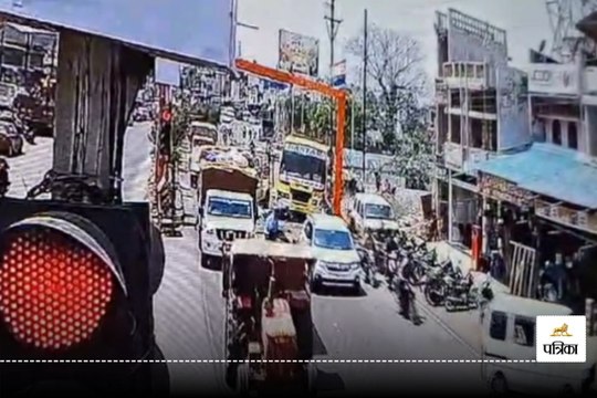 तेज रफ्तार बस का ब्रेक फेल