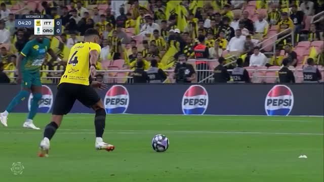 Saudi Pro League - 20ème victoire de la saison pour Al-Ittihad