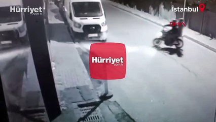 Sarıyer’de villaların olduğu siteye el bombalı saldırı kamerada