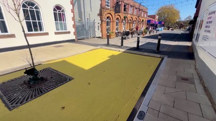 Yellow pedestrian area in West Midlands town