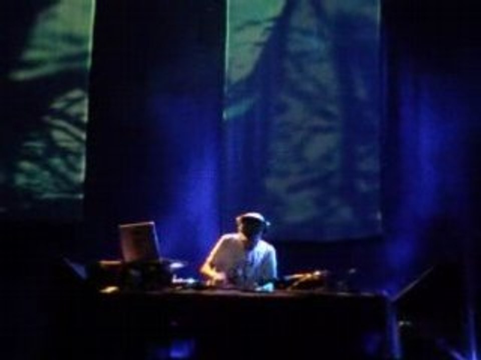 DJ Krush plays Doctor flake, title: Only You
