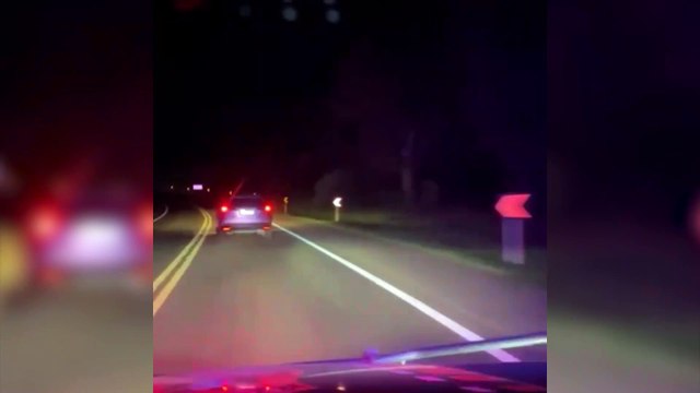 Motorista que transportava maconha salta de carro em movimento durante fuga da PRF