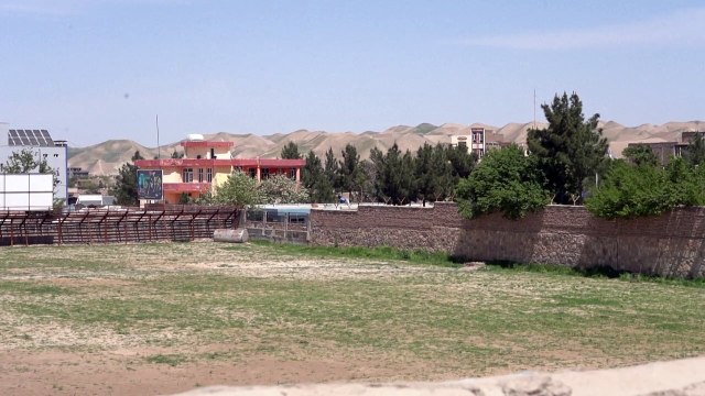 Quatro homens são executados em estádios lotados no Afeganistão