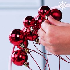 DIY Christmas hoop for holiday vibes! 🎄🌟