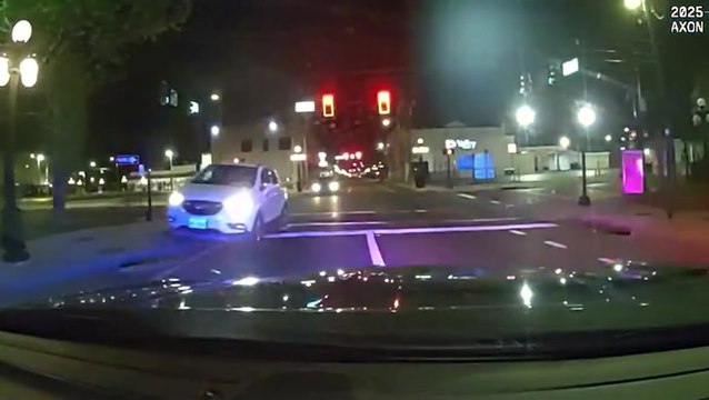 ‘She almost killed me’: Wrong-way drunk driver almost crashes into cop coming to arrest her