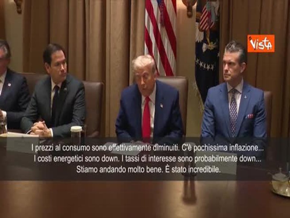 Trump: "I prezzi diminuiscono, c'è poca inflazione. Stiamo lavorando bene"