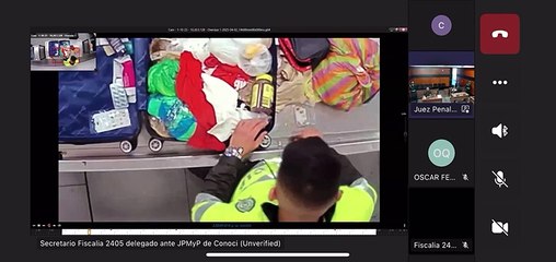 Policía roba joyas en equipajes de El Dorado