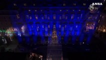 Illuminata di blu la facciata di Palazzo Madama