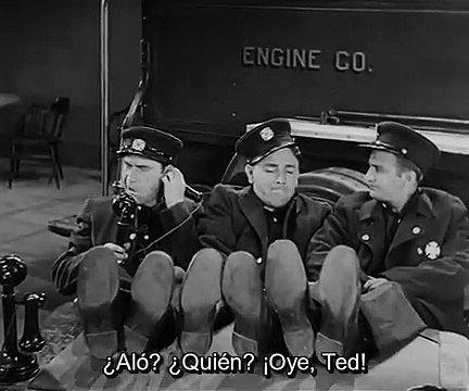 01 / PELÍCULAS INTERNACIONALES / LOS TRES CHIFLADOS / SOPA DE NUECES / 1930 /