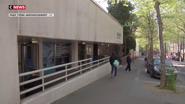Des femmes filmées à leur insu dans les piscines parisiennes