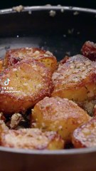 White Wine and Shallot Roasted Potatoes