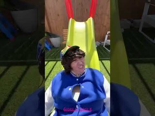 Quick & Easy Tips to Remove Water from Your Ear 👂