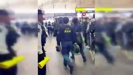 76 bin yolcu etkilendi! O ülkede şüpheli paket alarmı yaşandı