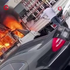 Belikdüzü E-5'te korku dolu anlar... Yanarak kayan kamyonet başka bir otomobile çarptı
