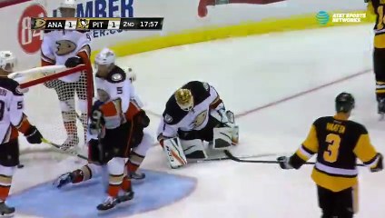 Penguins 16-17 Season - Gotta See It; Bernier gives up an easy goal to the Penguins