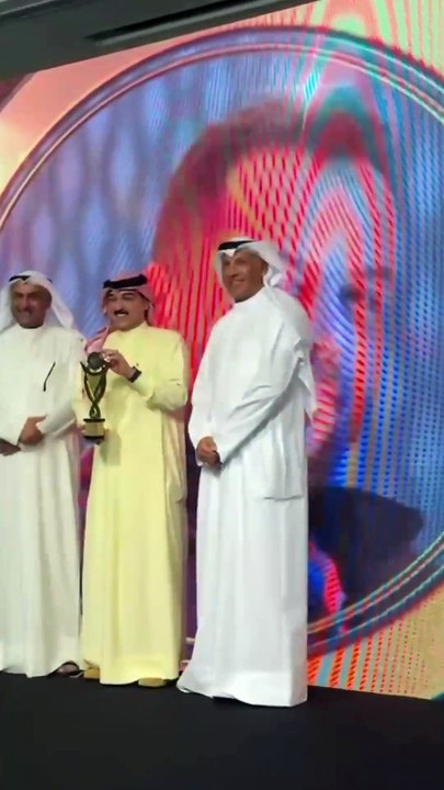 الهام الفضالة تستلم ٩ جوائز عن مسلسلها الرمضاني