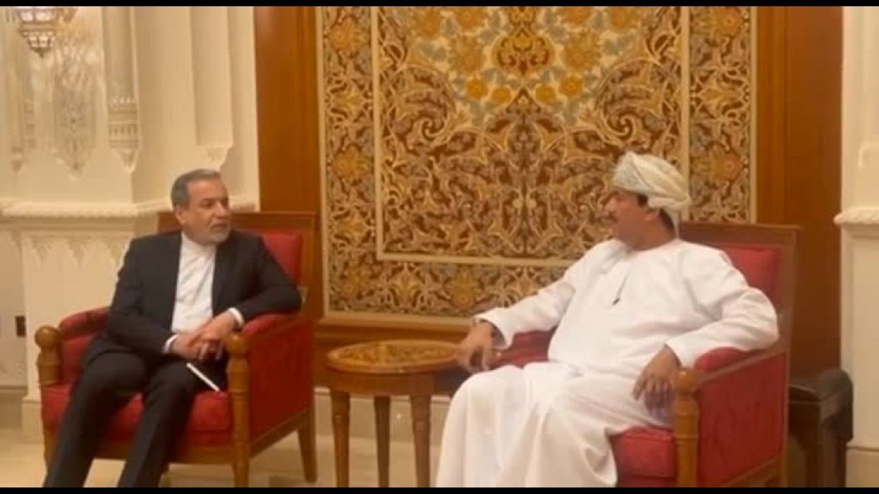 Iran-Usa, in Oman comincia il negoziato "per interposta persona"