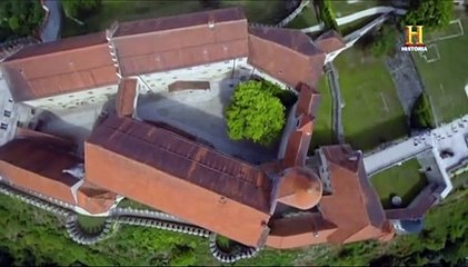 Explora los Majestuosos Castillos y Fortalezas Medievales: Un Viaje por la Historia
