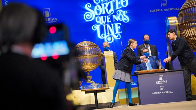 56 números cantados en la lotería de Navidad 2021 no estaban premiados
