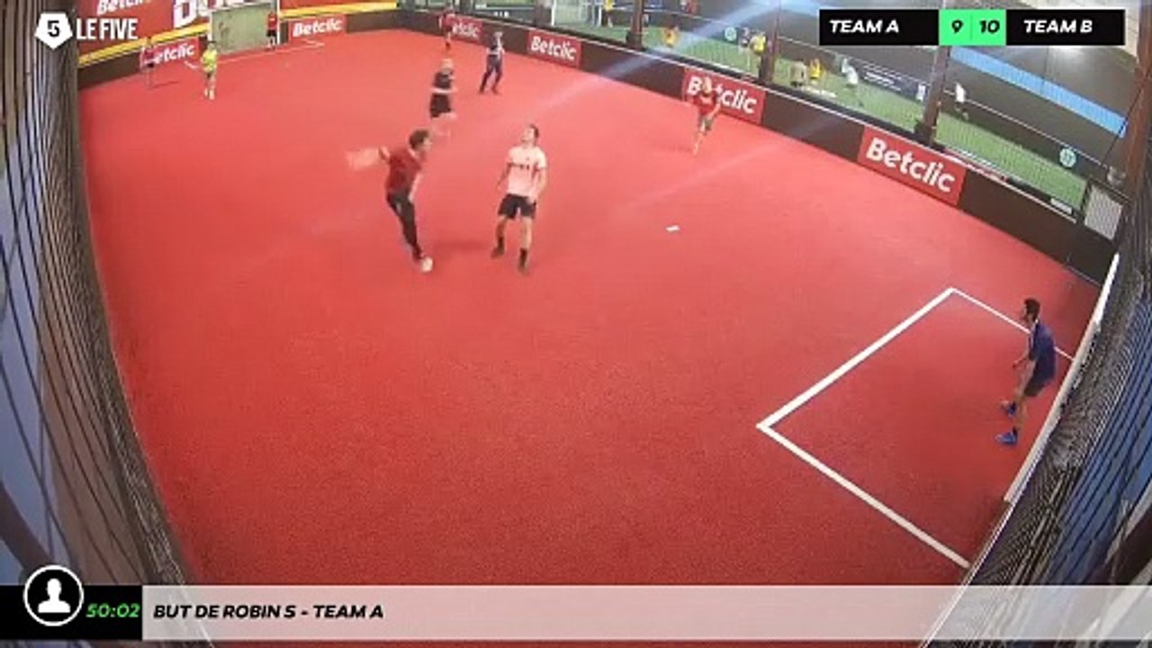 But de Robin S - Team A