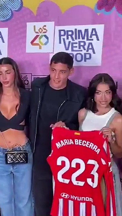 María Becerra se juntó con Julián Álvarez, Nahuel Molina y Giuliano Simeone en España
