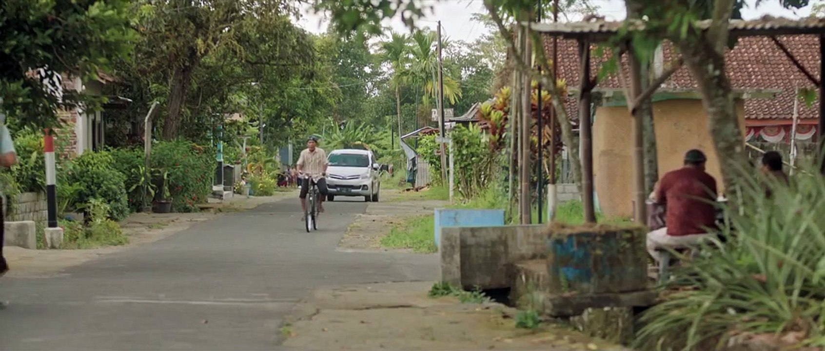 Paku Tanah Jawa (Horor Indo)