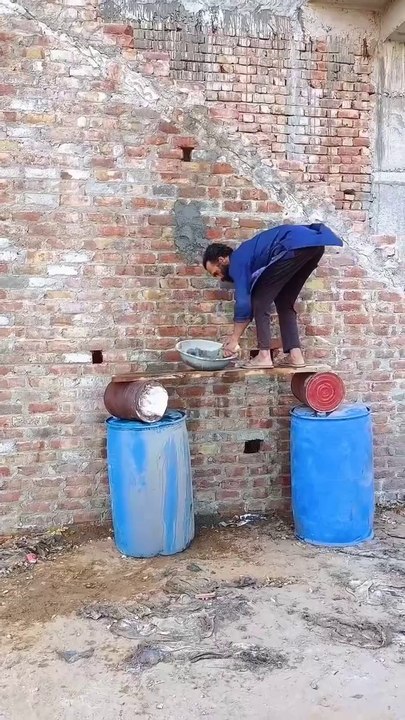 try not to laugh  😂😂/funny video/fun/comedy/laughing video/entertainment