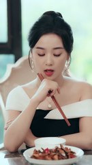 Reborn as the beloved muse of a tycoon