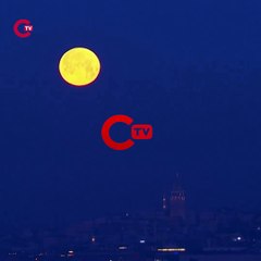 Baharın habercisi 'Pembe Ay' İstanbul’u aydınlattı!