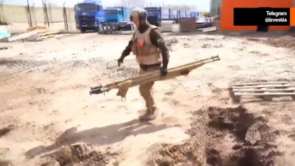 Rus uzmanlar, Volgograd'da bulunan İkinci Dünya Savaşı bombasını imha etti